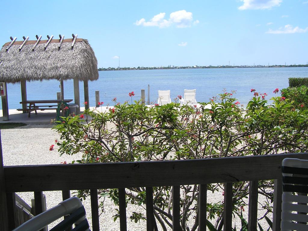 Parmer'S Resort Литъл Торч Кий Екстериор снимка